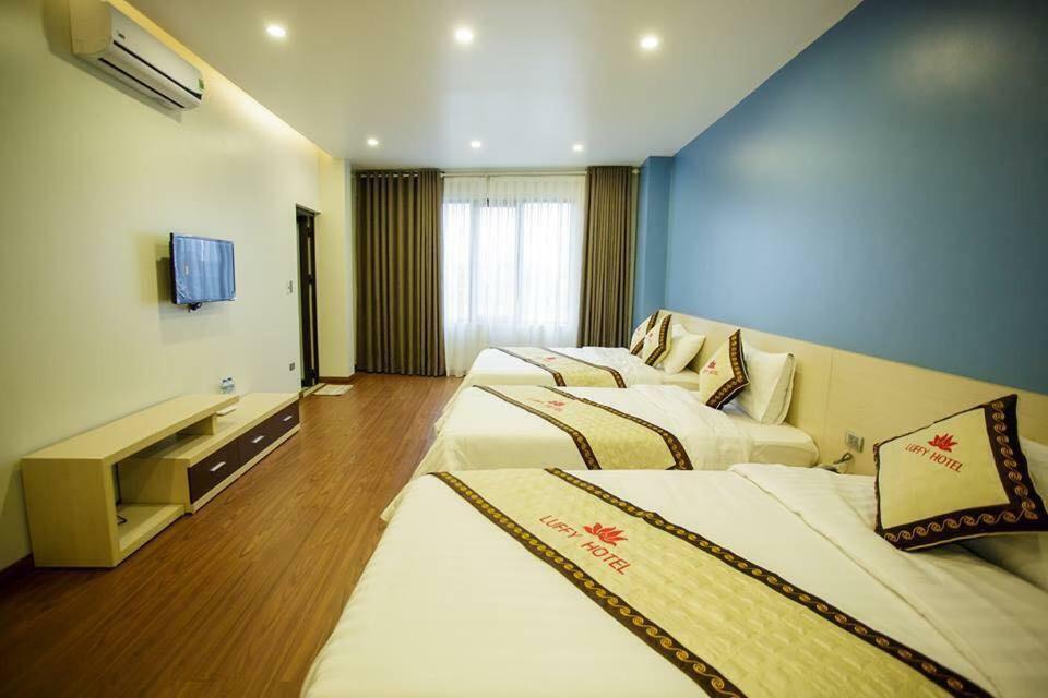 Luffy Hotel Uong Bi Екстериор снимка